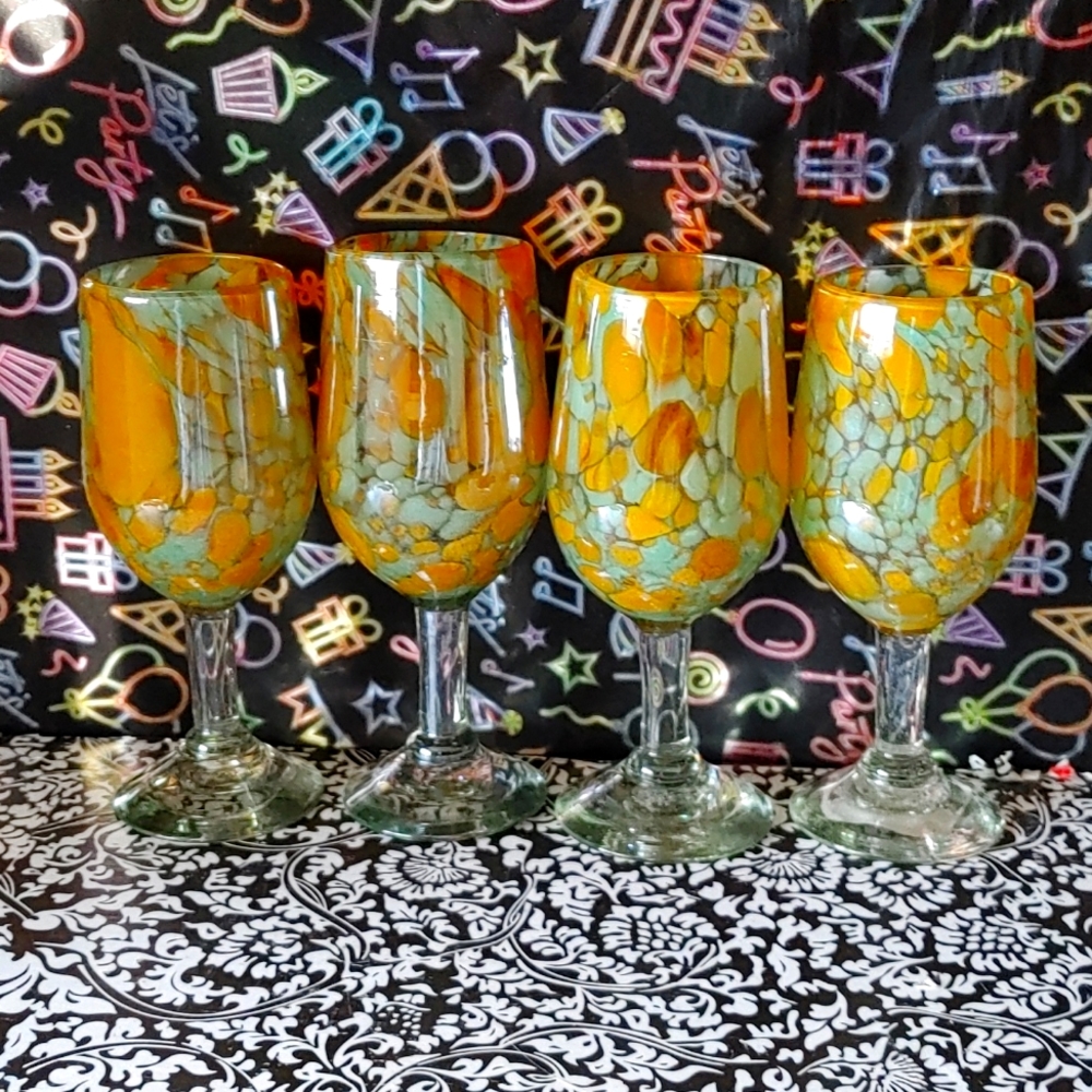 VINTAGE WINE GLASSES